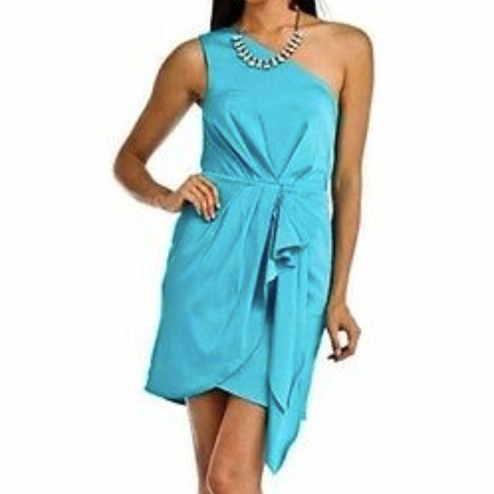 BCBGeneration I NWT Stacey Ruffled Dress Size 4